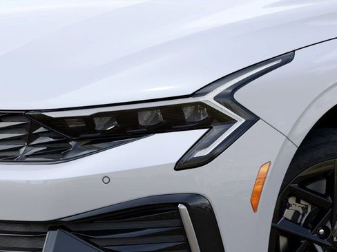 New 2026 Kia K5 LXS image 10