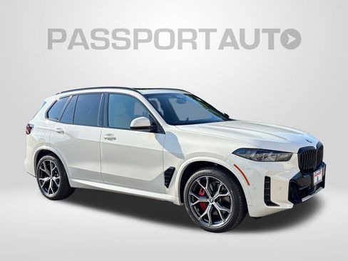 Used 2024 BMW X5 xDrive40i w/ M Sport Package AWD/4WD image 11