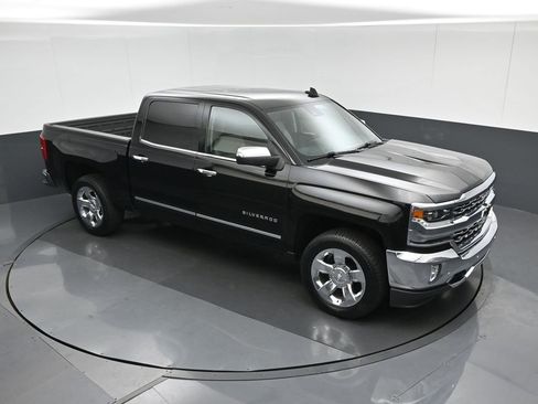 Used 2017 Chevrolet Silverado 1500 LTZ w/ Sport Package image 58