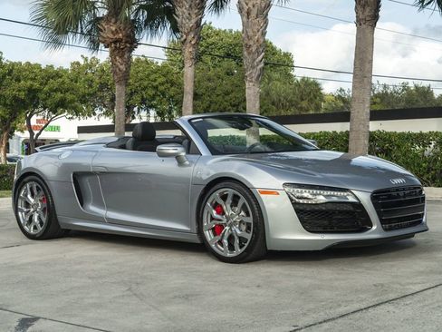 Used 2015 Audi R8 V10 image 11