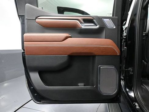 Used 2024 GMC Sierra 1500 Denali Ultimate AWD/4WD image 46