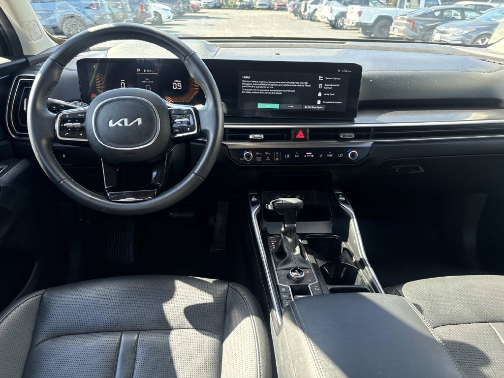 Used 2025 Kia Sorento S AWD/4WD image 14