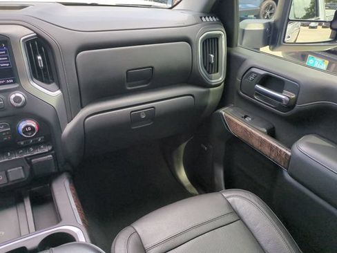 Used 2022 GMC Sierra 2500 Denali w/ Denali Ultimate Package AWD/4WD image 19