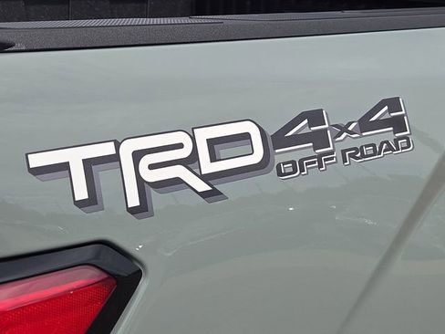 New 2026 Toyota Tundra Platinum AWD/4WD image 4
