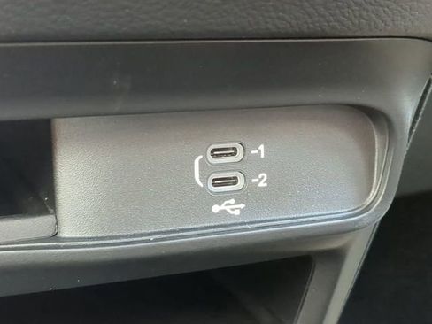 New 2026 Chrysler Voyager LX image 26