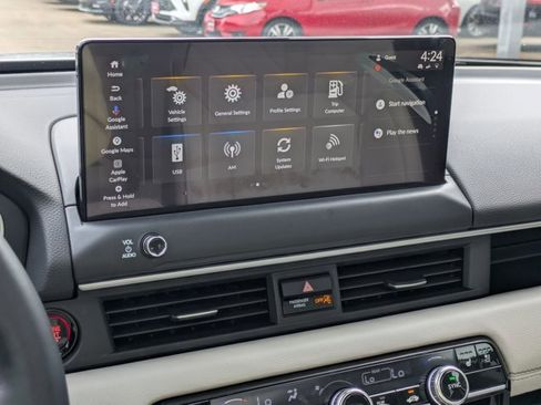 Certified 2026 Honda Pilot Elite image 13