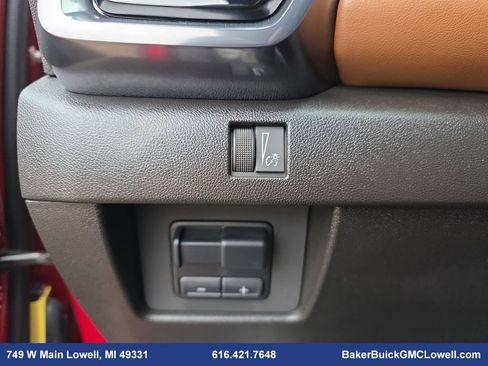 Used 2025 GMC Canyon AT4 w/ Nightfall Edition image 25