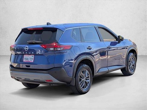 Used 2023 Nissan Rogue S FWD image 6