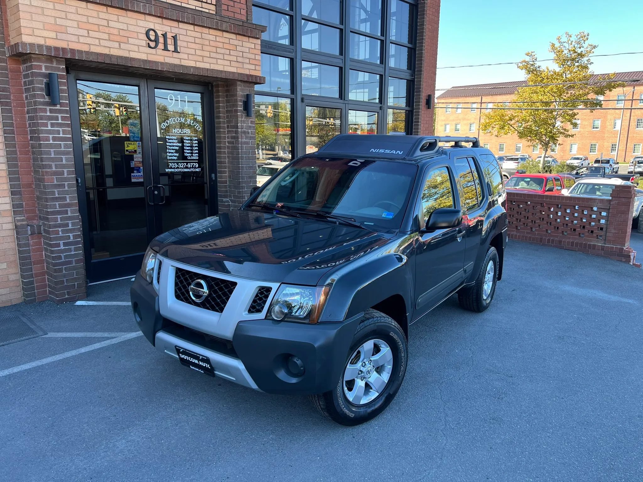 Used 2011 Nissan Xterra S AWD/4WD image 1