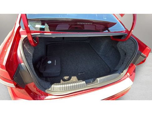 Used 2023 Volkswagen Jetta GLI Autobahn FWD image 32