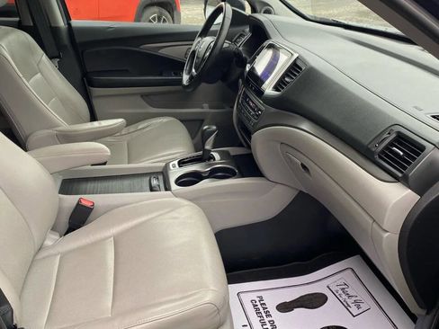 Used 2019 Honda Ridgeline RTL-T image 27