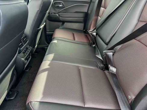 New 2026 Honda Ridgeline Black Edition image 16
