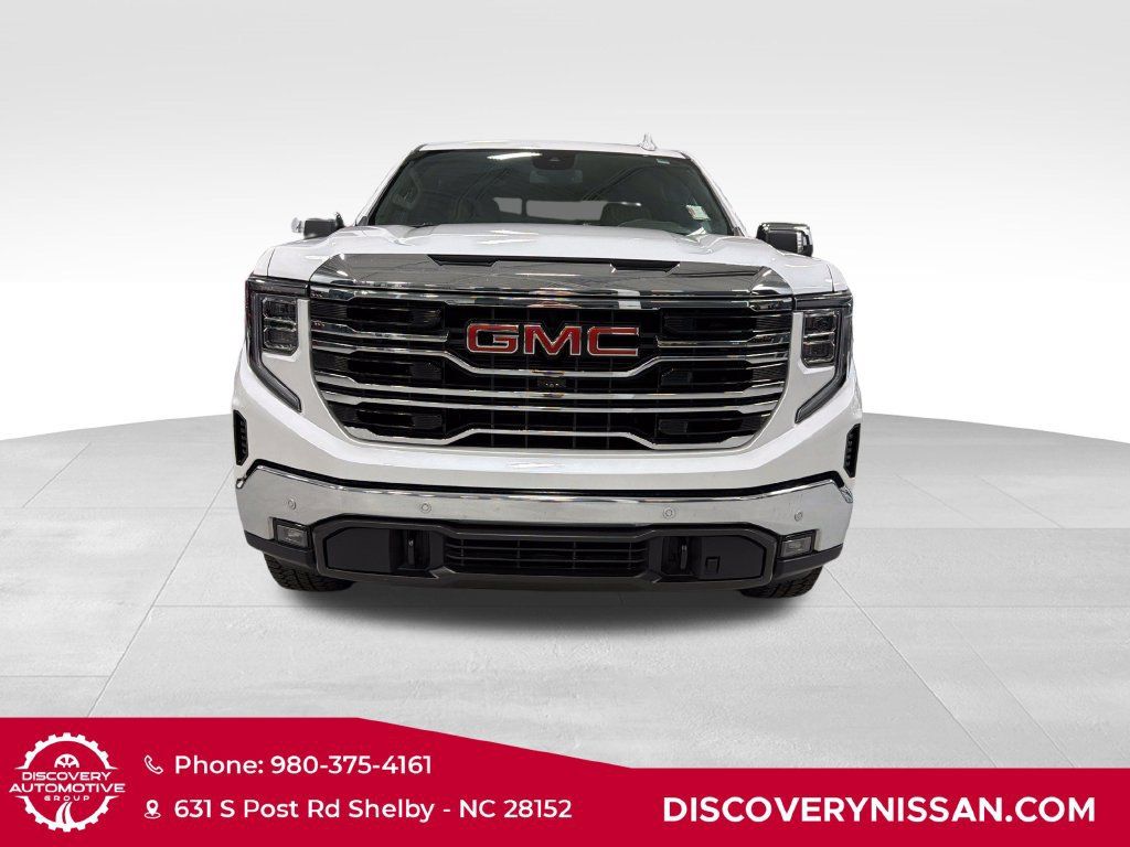 Used 2025 GMC Sierra 1500 SLT w/ SLT Premium Plus Package AWD/4WD image 2