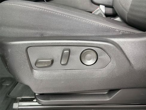 Used 2024 Chevrolet Silverado 2500 Custom w/ Custom Value Package AWD/4WD image 17