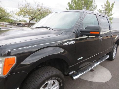 Used 2013 Ford F150 XLT w/ Luxury Equipment Group image 8