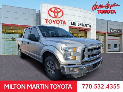 Used 2016 Ford F150 XLT w/ Trailer Tow Package image 1