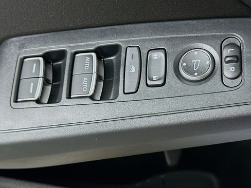 Used 2025 Honda Civic Sport image 15