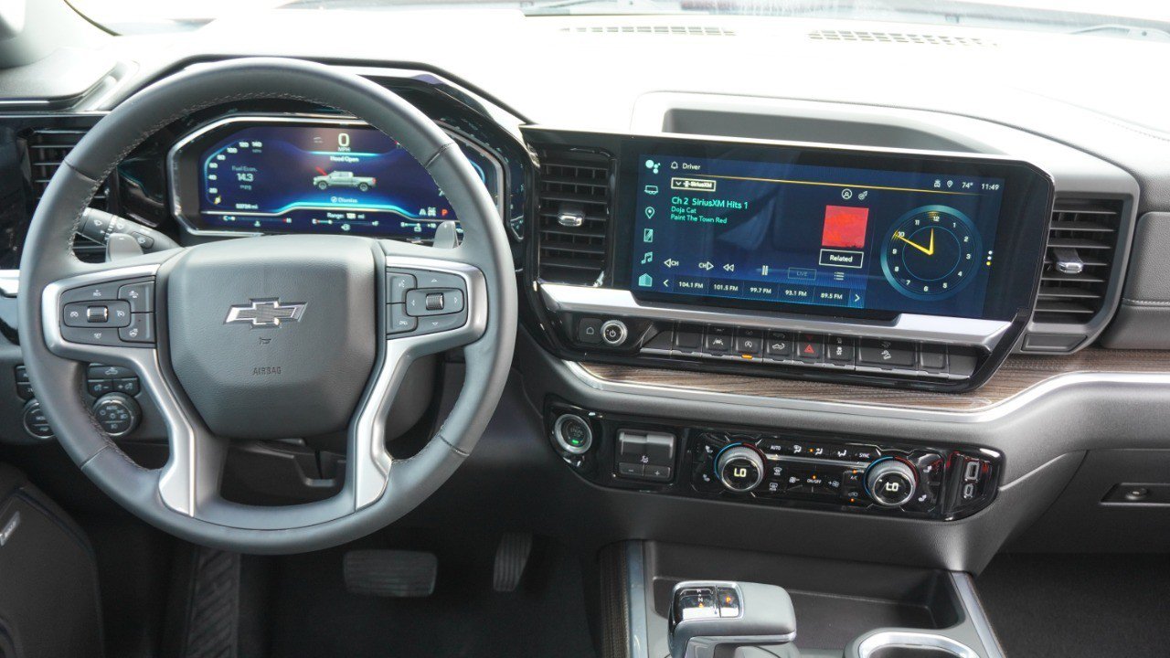 Used 2023 Chevrolet Silverado 1500 RST w/ Texas Edition Plus AWD/4WD image 28