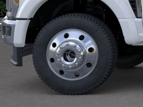 New 2026 Ford F450 XLT w/ FX4 Off-Road Package image 19