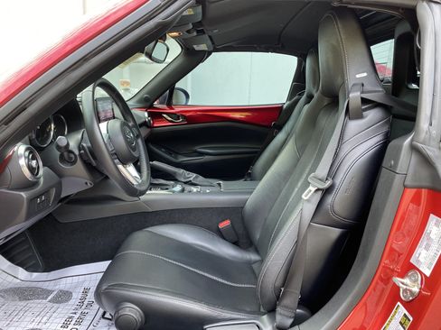 Used 2022 MAZDA MX-5 Miata RF Grand Touring RWD image 30