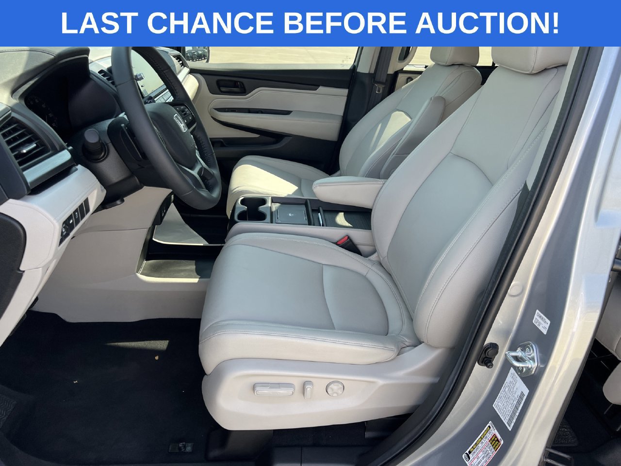 Used 2026 Honda Odyssey EX-L image 7