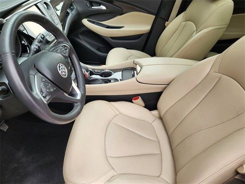 Used 2020 Buick Envision Essence w/ Experience Buick Package image 8