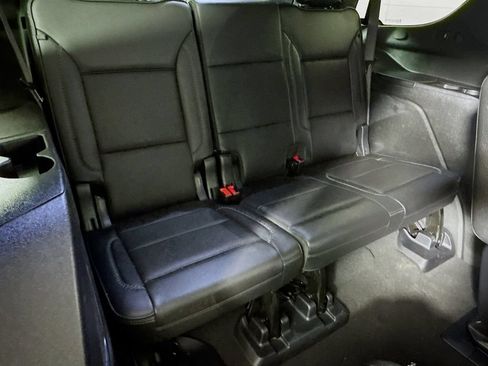 Certified 2025 GMC Yukon Denali AWD/4WD image 26