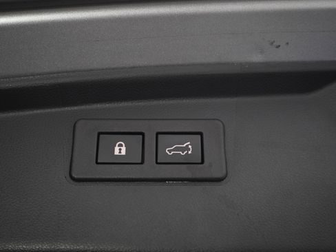 Used 2021 Subaru Outback Premium AWD/4WD image 11