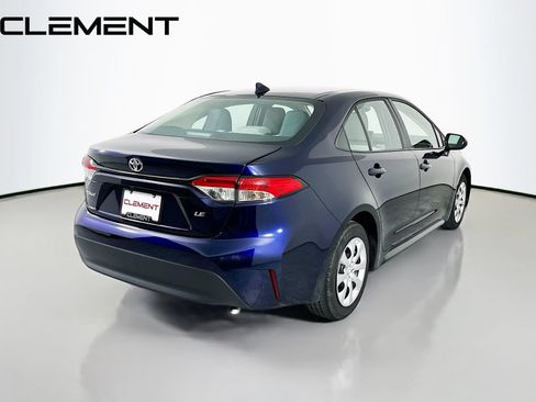 Used 2026 Toyota Corolla LE FWD image 7