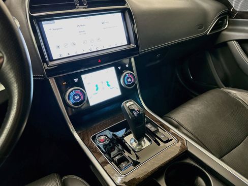 Used 2020 Jaguar XE R-Dynamic S AWD/4WD image 26