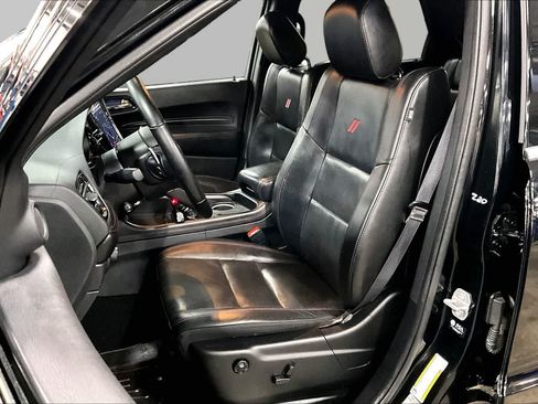Used 2022 Dodge Durango R/T AWD/4WD image 9