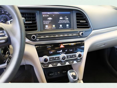 Used 2020 Hyundai Elantra SEL w/ Cargo Package (C1) image 17