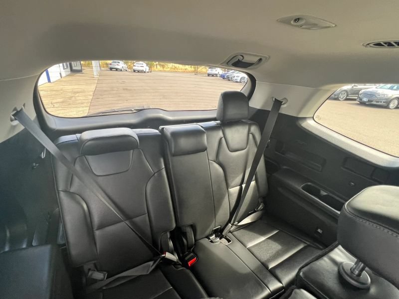 Used 2021 Kia Telluride LX AWD/4WD image 12