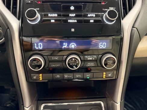 Used 2019 Subaru Ascent Premium AWD/4WD image 44