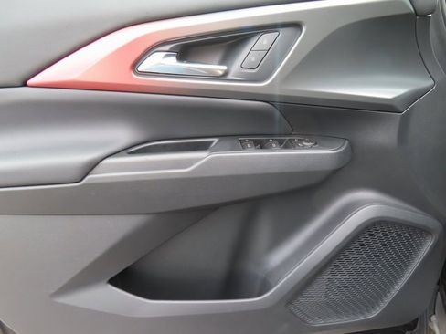 Certified 2024 Chevrolet Equinox EV RS image 10