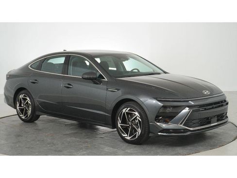 New 2026 Hyundai Sonata SEL AWD/4WD image 1