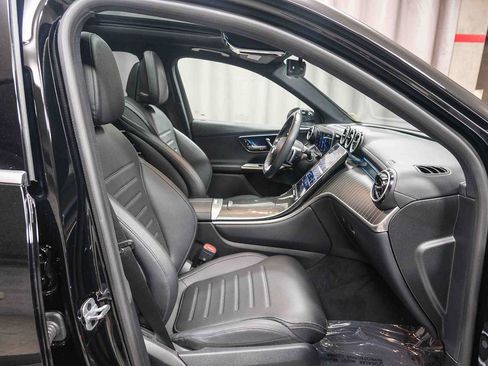 Certified 2023 Mercedes-Benz GLC 300 image 23