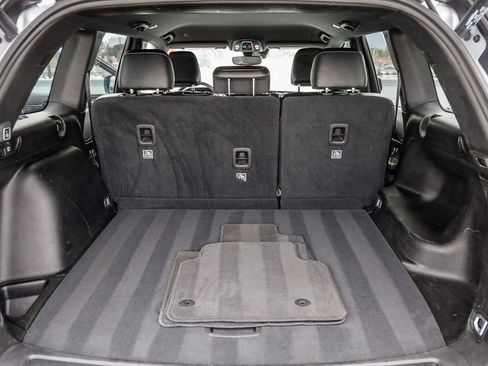 Used 2024 Jeep Grand Cherokee Altitude AWD/4WD image 30