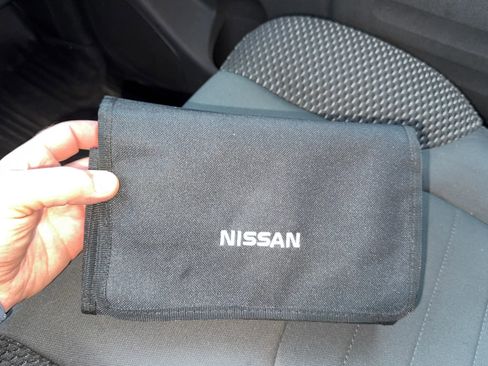 Used 2018 Nissan Frontier PRO-4X image 24