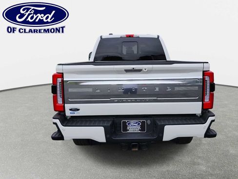 Used 2024 Ford F350 Limited w/ FX4 Off-Road Package AWD/4WD image 17