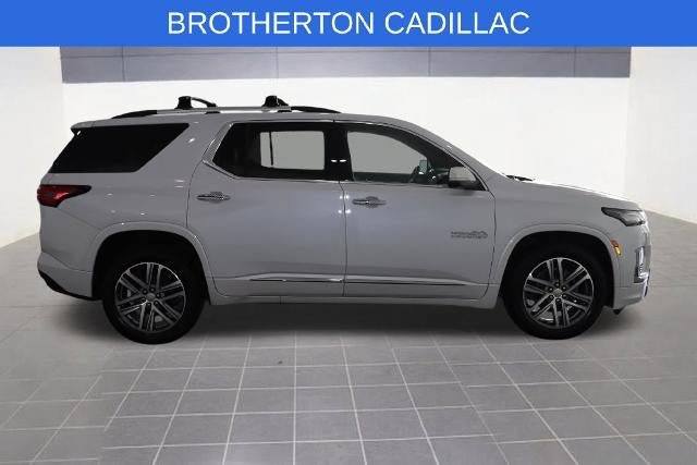Used 2023 Chevrolet Traverse High Country w/ LPO, Floor Liner Package AWD/4WD image 9