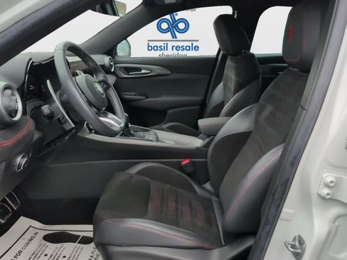 Used 2024 Alfa Romeo Tonale Veloce image 17