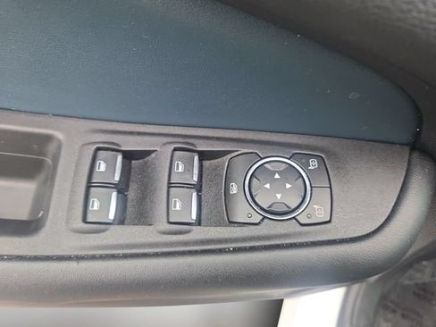 Used 2022 Ford Edge SEL w/ Sport Appearance Package AWD/4WD image 17