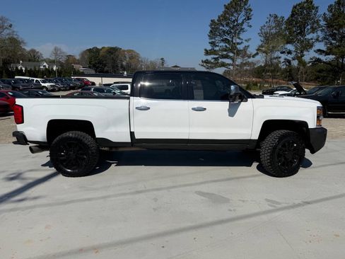 Used 2015 Chevrolet Silverado 2500 LTZ w/ Z71 Package, Off-Road AWD/4WD image 6