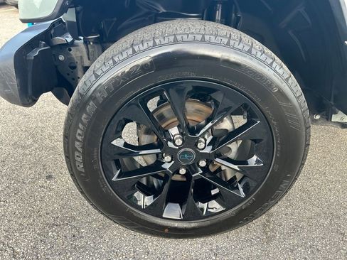 Used 2024 Jeep Wrangler Unlimited Sahara AWD/4WD image 17