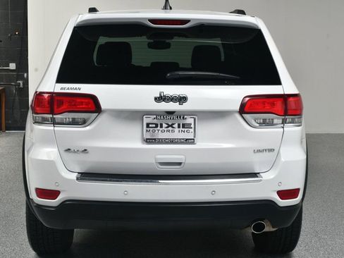 Used 2022 Jeep Grand Cherokee Limited image 16