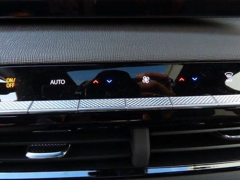 New 2025 Buick Enclave Sport Touring w/ Super Cruise Package image 21