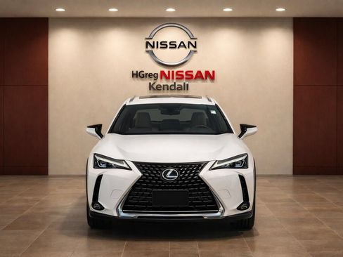 Used 2020 Lexus UX 200 w/ Accessory Package 2 FWD image 3