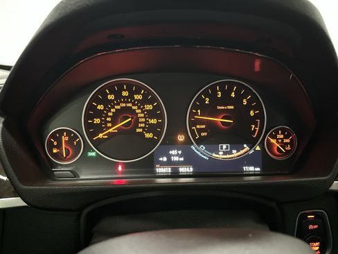 Used 2015 BMW 320i xDrive Sedan AWD/4WD image 21
