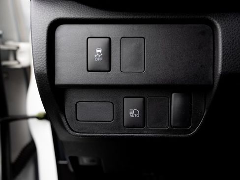Used 2023 Toyota Tacoma SR AWD/4WD image 16